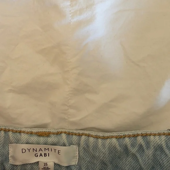 Dynamite shorts - Picture 3 of 3